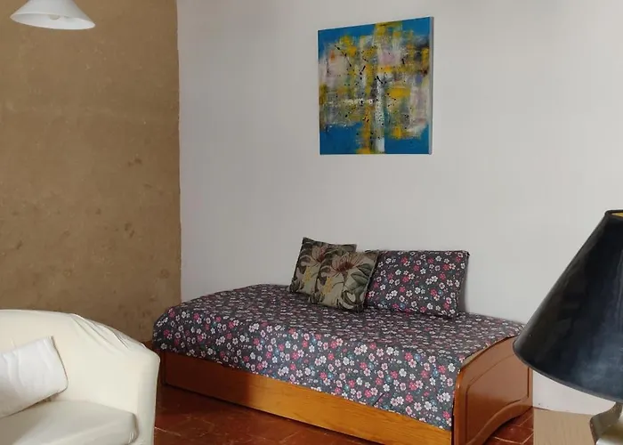 De La Fontaine Nyaraló Huille-Lezigne