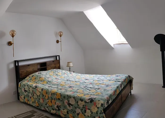 De La Fontaine Nyaraló *